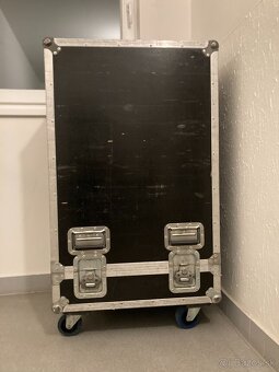Predám toringovy rack 21U s case - 5