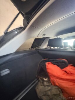 Interiér Audi A6 c6 Avant - 5