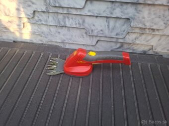 Kosačka a nožnice - 5