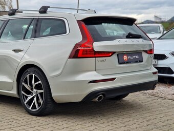 Volvo V60 D4 Momentum AWD A/T - 5