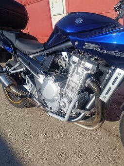 Suzuki gsf650s - 5