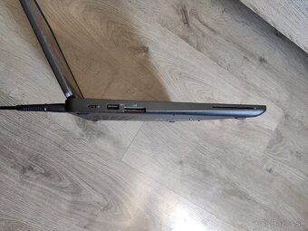 Dell Latitude 5580 | i3 7100u | 8GB DDR4 RAM | nové m2 SSD - 5