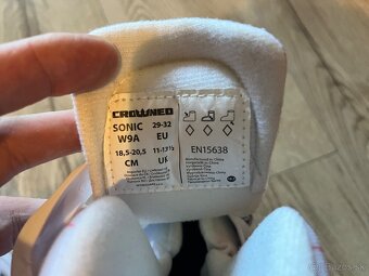 Dievcenske korcule - 5