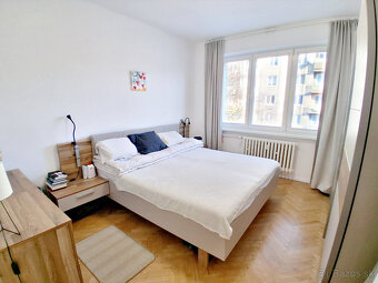 Prenájom 2 izb. bytu s peknou rekonštrukciou pri OC Centrál  - 5