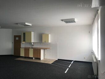 Kancelária na prenájom, 78 m2, Inovecká ul. Trenčín / lokali - 5