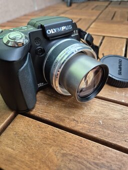 OLYMPUS SP-510UZ - 5