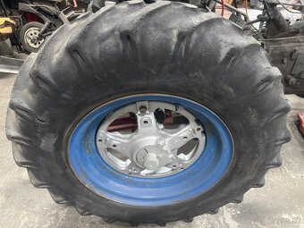 Zetor 25 pneumatiky 11,25-24 a 14,9-24 a 340/85-R24 - 5