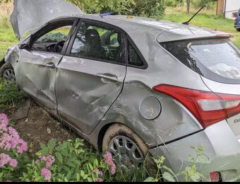 Hyundai i30 1.4i 2013 náhradné diely - 5