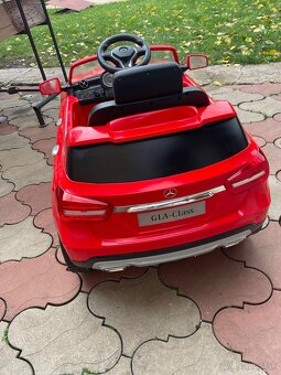 Elektrické autíčko Mercedes - 5