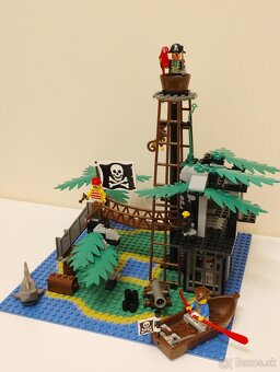 LEGO Pirates 6270 Forbidden Island - 5