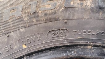 215/70 r15C zimné - 5