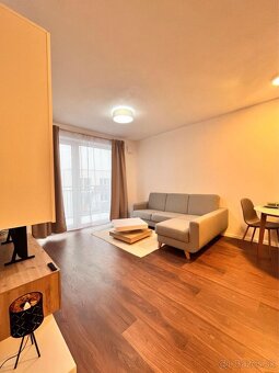 TREEF | Štýlové bývanie pre pár – Biely Kostol - 5