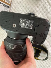Nikon D3100 - 5