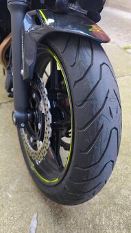 Kawasaki Z650 - 5