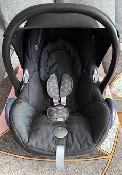 Maxi cosi Cabriofix s Familyfix (izofixovou) základňou - 5