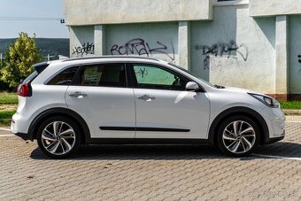 Kia Niro 1.6 GDi Hybrid DCT Platinum, 77 kW, A6 - 5