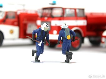 Ručne malované figúrky hasičov 1:43 - 5