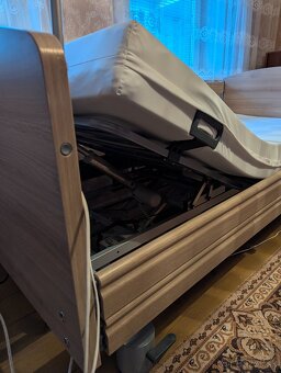 Polohovatelna postel - 5