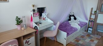 REZERVOVANÉ, Praktický RD s krásnou záhradou. - 5