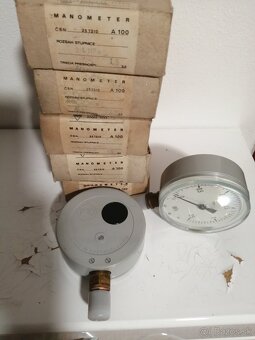 Manometer rôzne, nepoužité. - 5