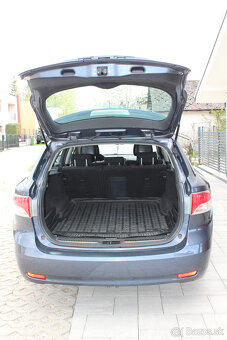Toyota Avensis Combi 1,8b 108kW - 5
