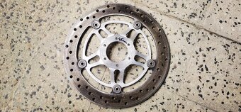 Predne brzdove kotuce z Honda HORNET 600 - 5