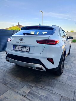 Predám KIA XCeed 1.6 GDi Plug-In Hybrid Gold A/T - 5