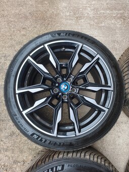 Zimné komplety BMW 4GC 255/40 R19 Michelin - 5