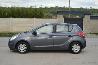 Hyundai i20 1.2 16V Benzín+LPG r.v.2012 1.majitelka v SR - 5