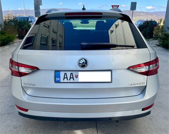 Škoda Superb Combi 2.0 TDI DSG - 5