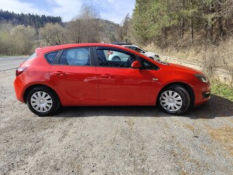 Opel Astra 1.4 - 5