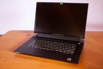 Predám Notebook Alienware M15 R3 / GTX 1160 Ti 6GB - 5