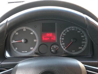 Volkswagen Caddy - 5