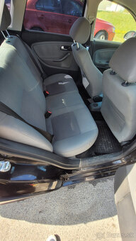 Predám Seat ibiza 1.2 - 5