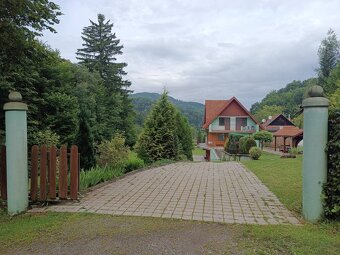 Na predaj rodinný dom - chata Nová Baňa na polosamote. - 5