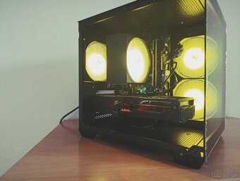 R5 3500x, Vega 56 8GB, Herný počítač - 5