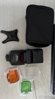 Nikon SB-700 - 5