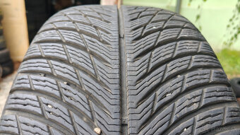 Zimné pneu 245/45 R18 --- MICHELIN - 5
