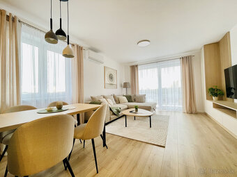 A-W REAL | PRENÁJOM ZARIADENÉHO 2-IZBOVÉHO BYTU S PARKOVACÍM - 5