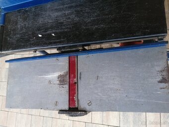 stolový cirkulár s hoblovkou - 5