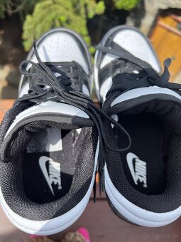 NIKE DZ 2794- 36,5 - 5