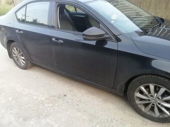 Rozpredám škoda octavia 3 sedan dsg 6 stupňová 1,6 tdi - 5