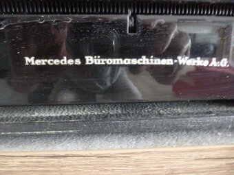 Písací stroj zn.Mercedens. - 5