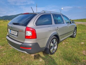 Škoda Octavia-Scout 4x4 2.0 TDI CR - 5