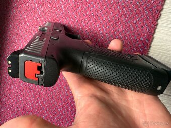 cz p10 c - 5