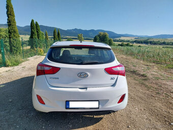 Hyundai i30 1.4i - 5