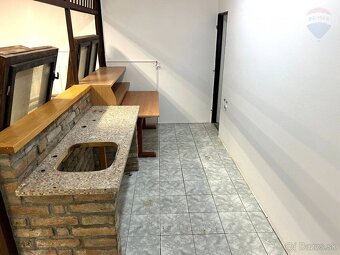 Na predaj: nehnuteľnosť s veľkým potenciálom – Trhová Hradsk - 5
