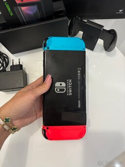 Nintendo Switch 1 s príslušenstvom - TOP stav - 5