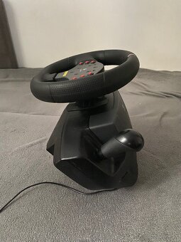 Logitech MOMO (IBA VOLANT) - 5