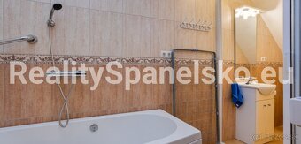 Prostorný řadový dům v klidné lokalitě u Růžového jezera - 5